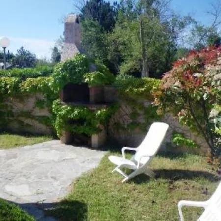 Marina Di Santa Giulia Holiday home *